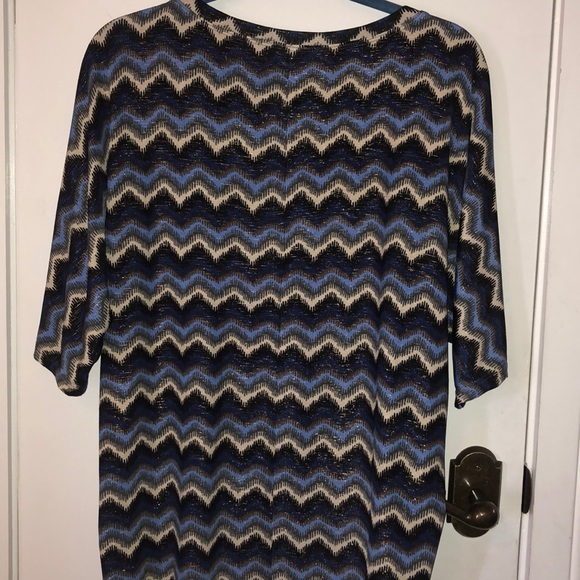 New Direction size Lg short sleeved top - Picture 5 of 5